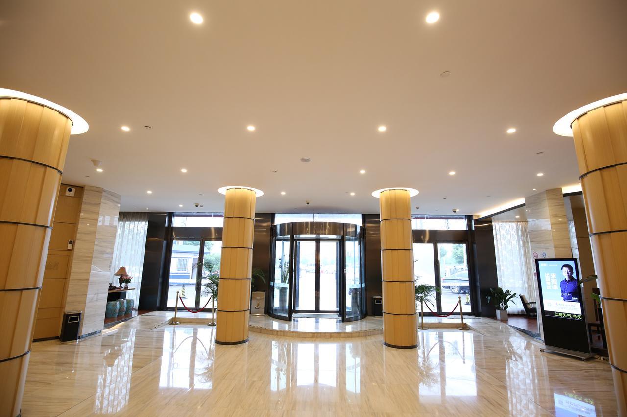 Crown Crystal Hotel Shanghai Exterior photo