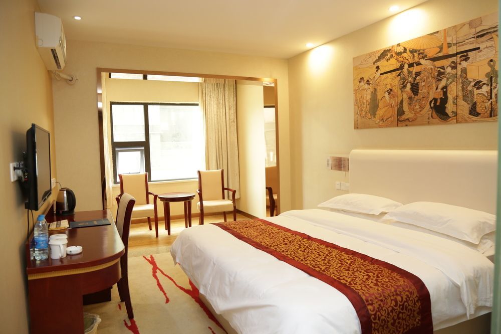 Crown Crystal Hotel Shanghai Exterior photo
